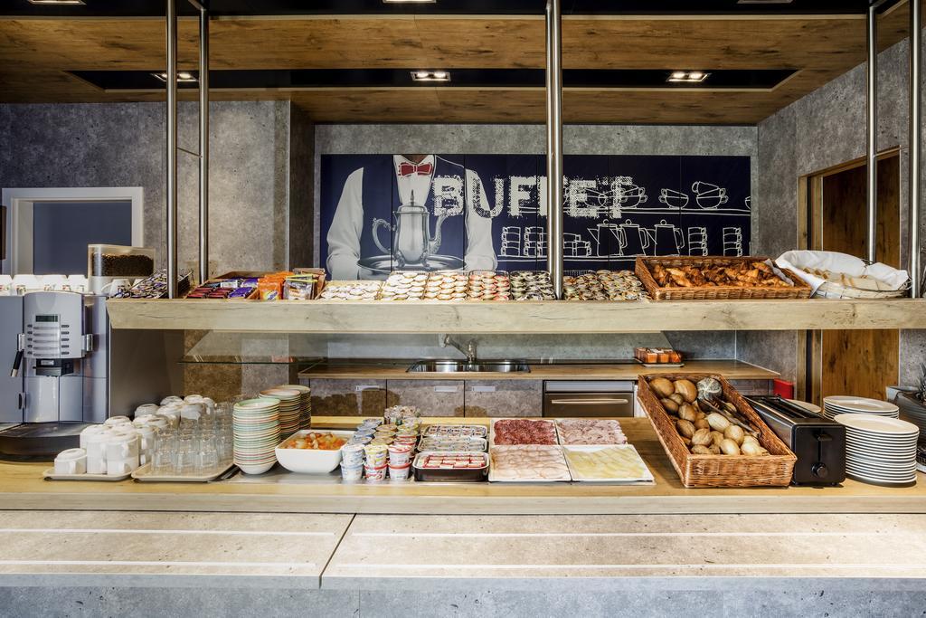 Ibis Budget Bern Expo Bagian luar foto