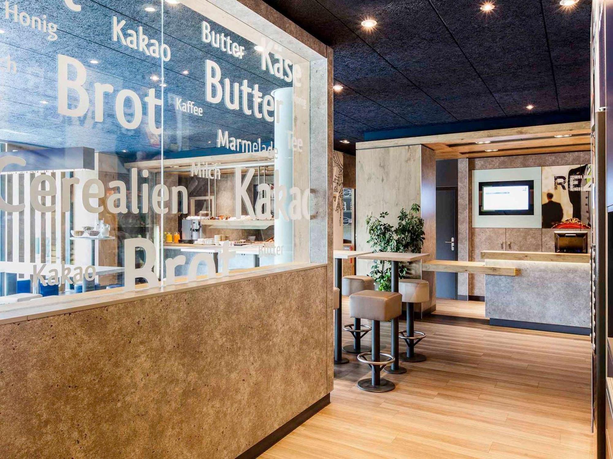 Ibis Budget Bern Expo Bagian luar foto
