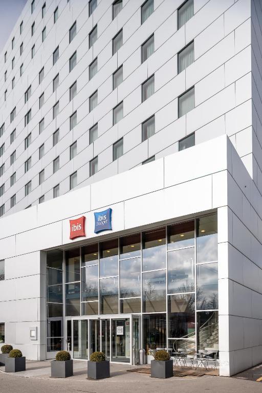 Ibis Budget Bern Expo Bagian luar foto