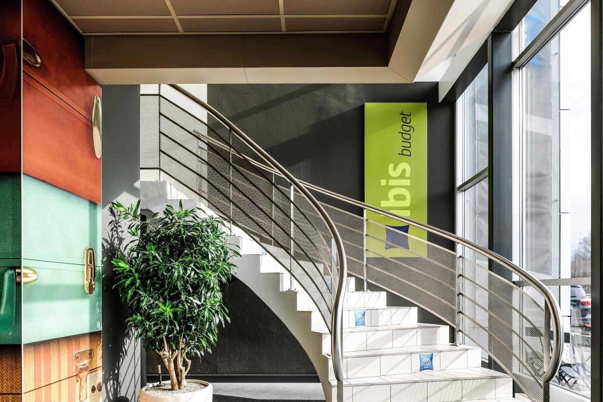 Ibis Budget Bern Expo Bagian luar foto