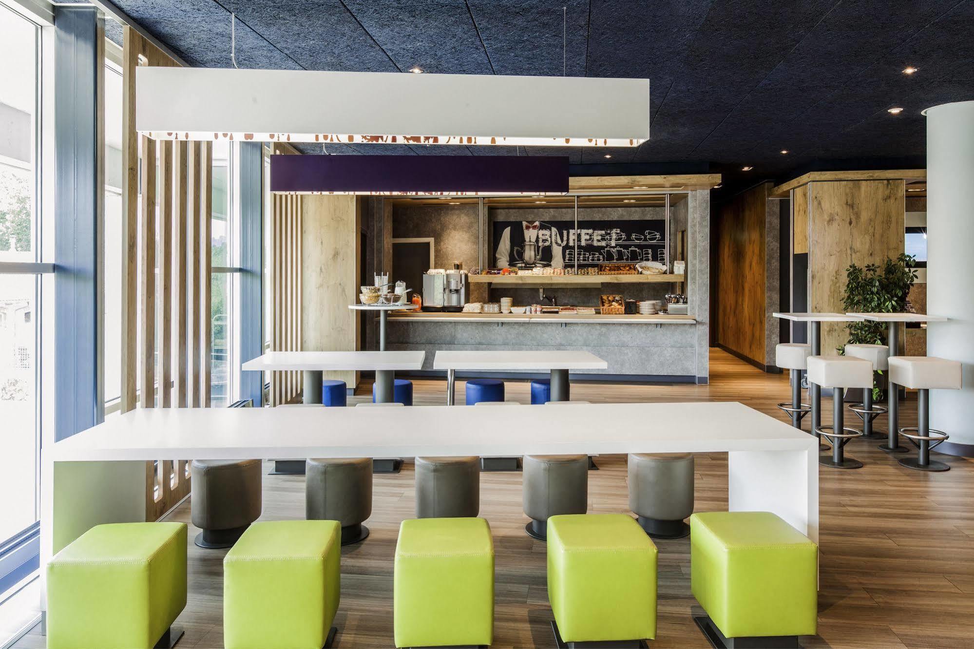 Ibis Budget Bern Expo Bagian luar foto