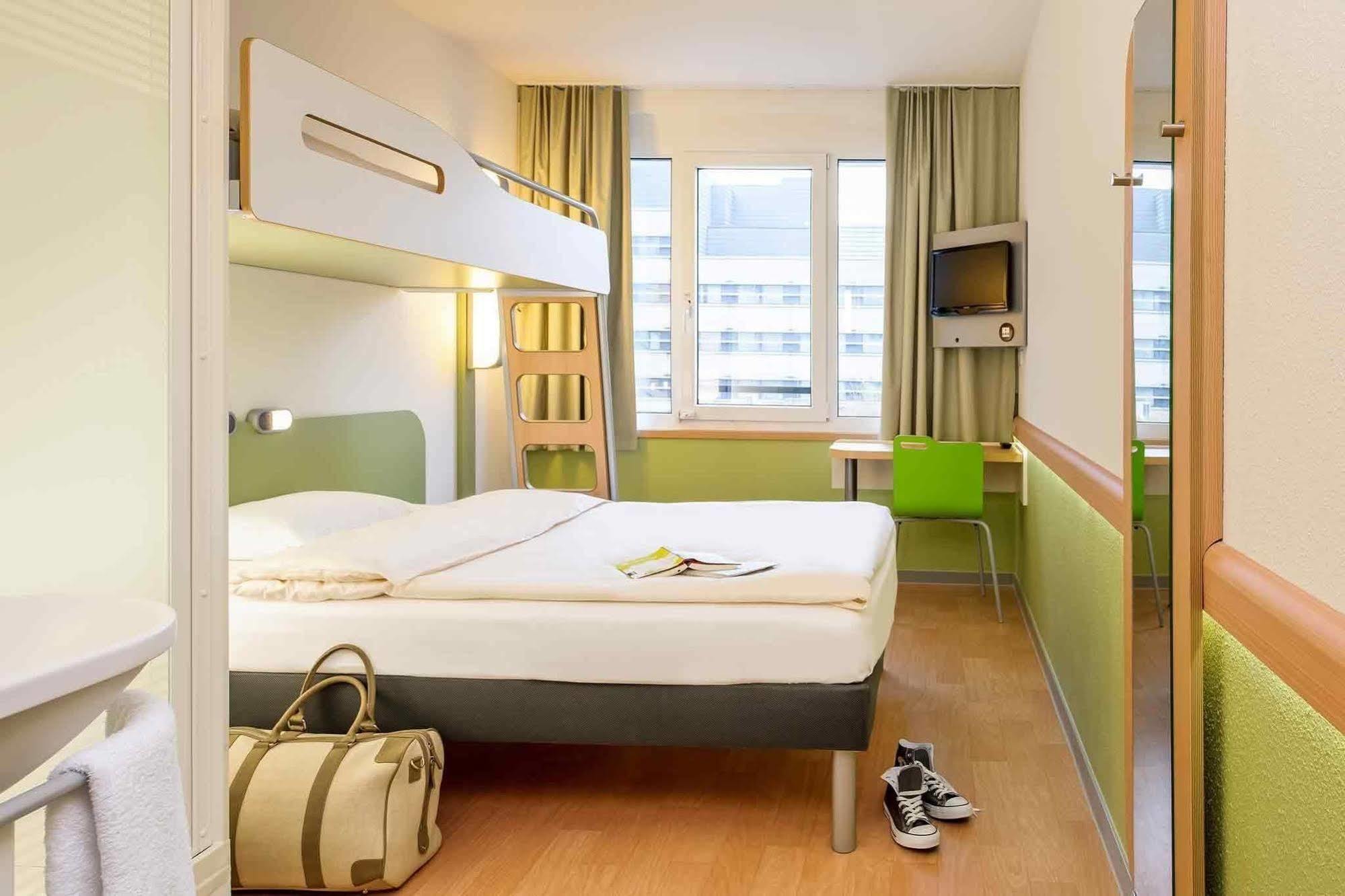 Ibis Budget Bern Expo Bagian luar foto